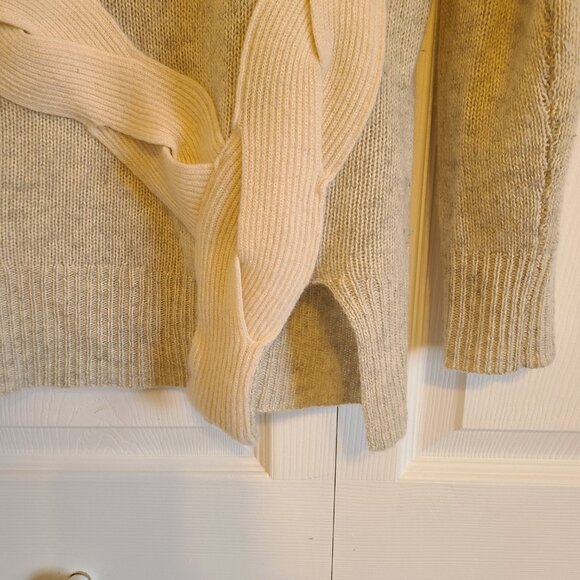 White & Warren Cashmere sweater - Picture 7 of 8